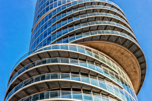 Schodiště má různou délku. 